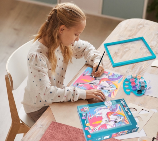 Imagine Pictează și înrămează Unicornul Magic