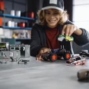 Imagine EXOST BUILD 2 DRIVE DELUXE MASINUTA RC CONSTRUIBILA