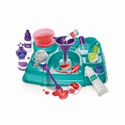 Imagine Știință și Joacă – Laboratorul de manichiură