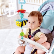 Imagine Hape lănțișor pentru cărucior albinuță zornăitoare