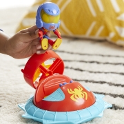 Imagine SPIDEY PRIETENII EXTRAORDINARI SET MASINUTA SI FIGURINA SPIDEY