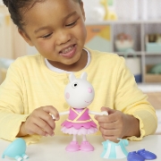 Imagine PEPPA PIG SET FIGURINA SI ACCESORII VESTIMENTARE OITA SUZY 15CM