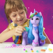 Imagine MY LITTLE PONY IZZY MOONBOW SI COAFURILE CURCUBEU