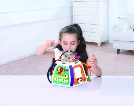 Imagine Piramida bebe cu activități