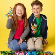 Imagine LEGO CLASSIC CONSTRUCTIE CREATIVA CUTIE MEDIE 10696
