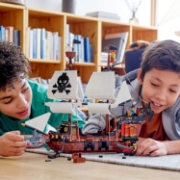 Imagine LEGO CORABIE DE PIRATI
