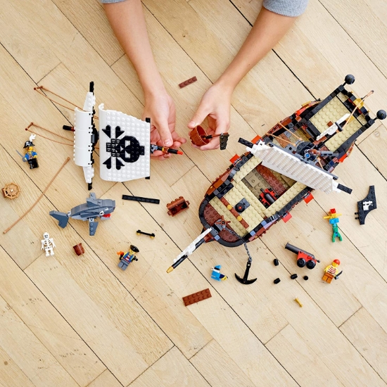 Imagine Lego Corabie de pirați 3 în 1 
