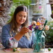 Imagine LEGO BUCHET DE FLORI 10280