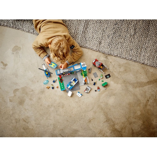 Imagine Lego City Secție de Poliție 60316