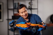 Imagine LEGO TECHNIC MCLAREN F1 42141