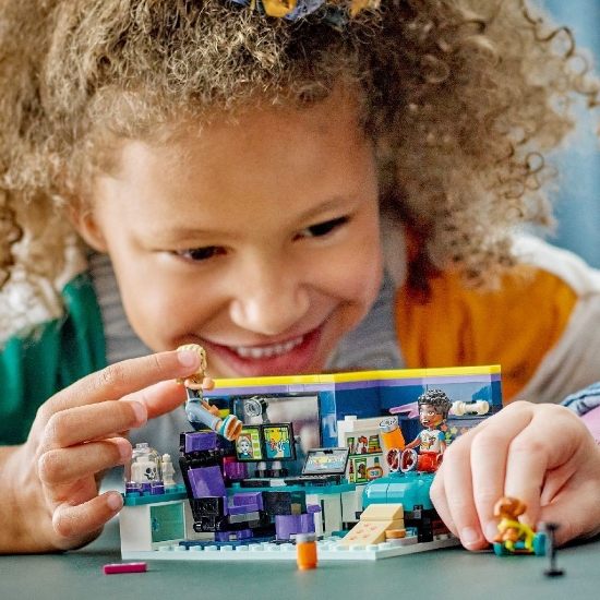 Imagine Lego Friends camera lui Nova 41755