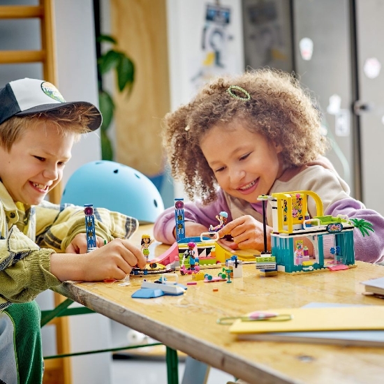 Imagine Lego Friends Parc de skateboarding 41751