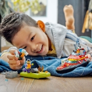 Imagine LEGO CITY BARCA DE SALVARE A POMPIERILOR 60373