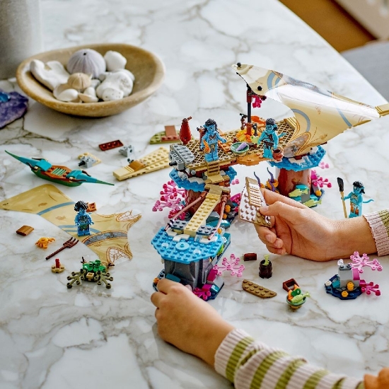 Imagine Lego Avatar Casa Metkayina în recif 75578