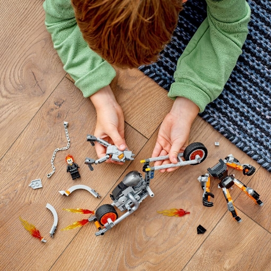 Imagine Lego Super Heroes Robot și Motocicleta Călărețul Fantomă 76245