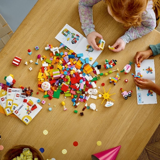 Imagine Lego Classic Cutie de Petrecere Creativă 11029