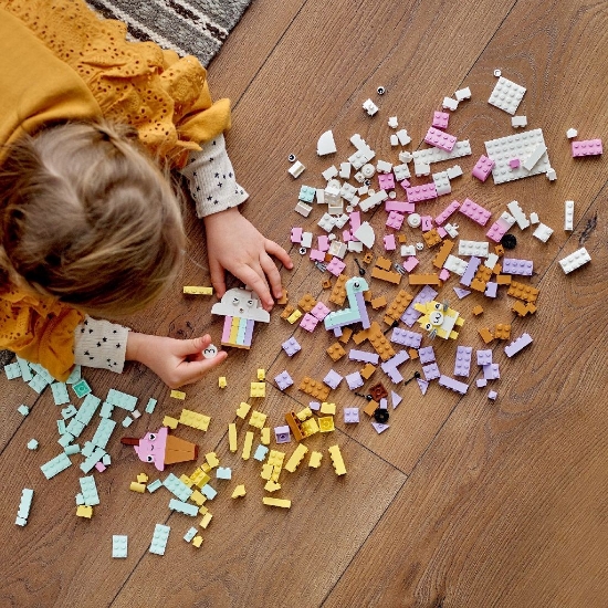 Imagine Lego Classic Distracție Creativă în Culori Pastelate 11028