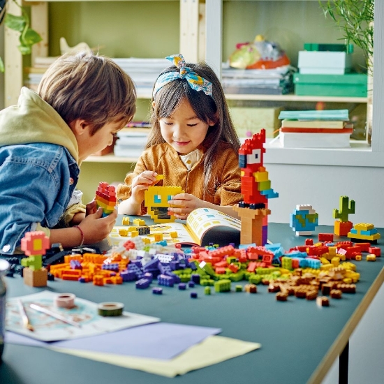 Imagine Lego Classic O Mulțime de Cărămizi 11030