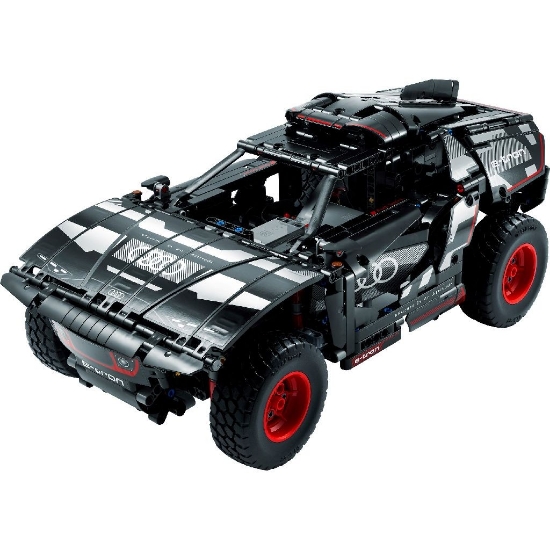 Imagine LEGO Technic Audi RS Q e-tron 42160
