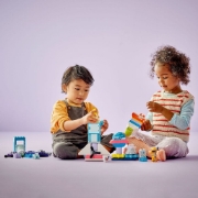 Imagine LEGO DUPLO AVENTURA CU NAVETA SPATIALA​ 3 IN 1 10422