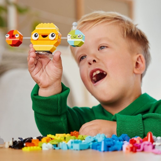 Imagine Lego Classic Planete Creative 11037