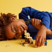Imagine LEGO Minecraft Expediția în deșert a lui Steve 21251