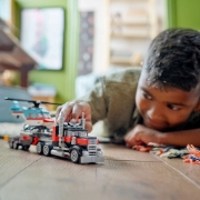 Imagine LEGO CREATOR 3IN1 CAMIONETA PLATFORMA CU ELICOPTER 31146