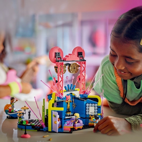 Imagine Lego Friends concurs muzical în orașul Heartlake 42616