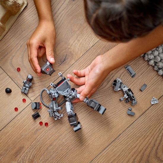 Imagine Lego Super Heroes Armura de robot a lui War Machine 76277