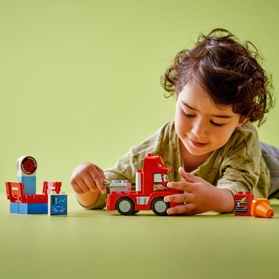 Imagine LEGO DUPLO Disney Cursa lui Mack 10417
