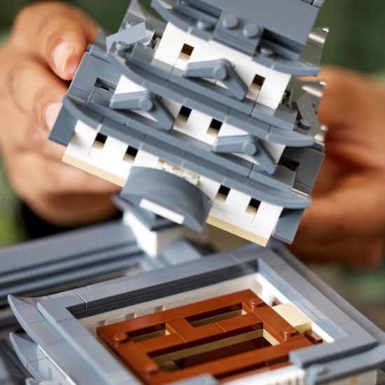 Imagine LEGO Architecture Castelul Himeji 21060