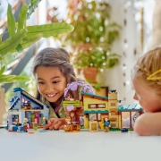 Imagine LEGO FRIENDS CASELE FAMILIALE ALE LUI OLLY SI PAISLEY 42620