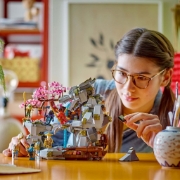 Imagine LEGO Ninjago Altarul Dragon de Piatră 71819