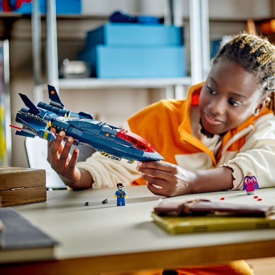 Imagine LEGO Marvel Super Heroes Avionul X-Jet al X-Men 76281