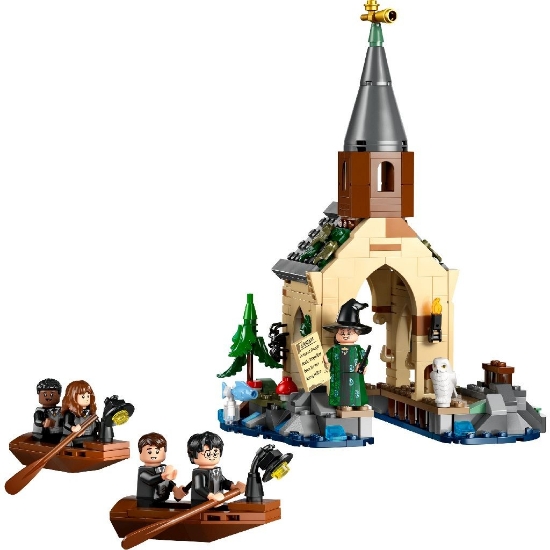 Imagine LEGO Harry Potter Hangar pentru bărci la Castelul Hogwarts 76426