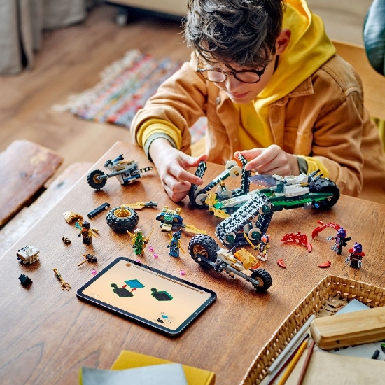 Imagine Lego Ninjago Vehicul combinat al echipei ninja 71820