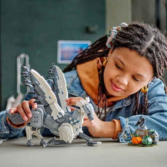 Imagine LEGO Harry Potter™ Buckbeak 76427