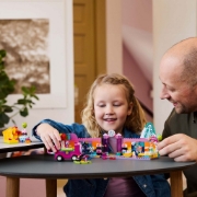 Imagine LEGO GABBYS DOLLHOUSE CAMERA DE PARTY A LUI GABBY 10797