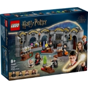 Imagine LEGO HARRY POTTER TM CASTELUL HOGWARTS: LECTIA DE POTIUNI 76431