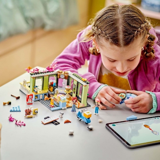 Imagine Lego Friends cafenea din orașul Heartlake 42618