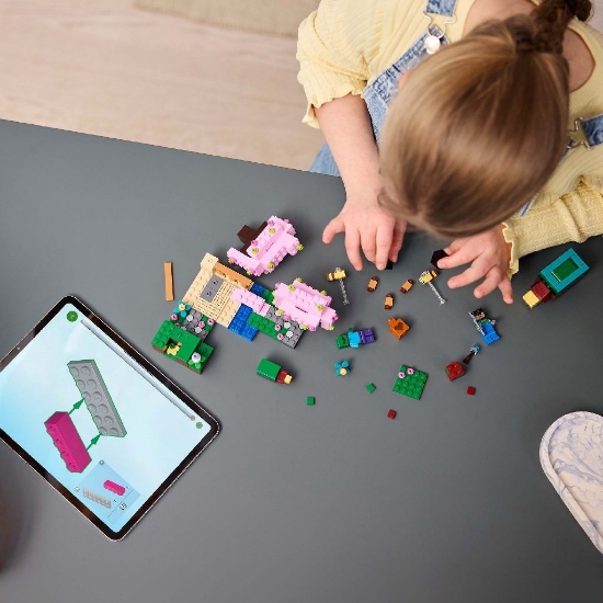 Imagine LEGO Minecraft Grădina cu cireși înfloriți 21260