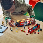 Imagine LEGO CITY AUTOBUZ TURISTIC ROSU CU ETAJ 60407