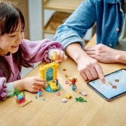 Imagine LEGO DISNEY PRINCESS SCENA MUZICALA A LUI ARIEL 43235