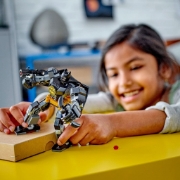 Imagine LEGO SUPER HEROES  ARMURA DE ROBOT BATMAN 76270