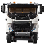 Imagine Lego Technic Camionul FMX și excavatorul electric EC230 de la Volvo 42175