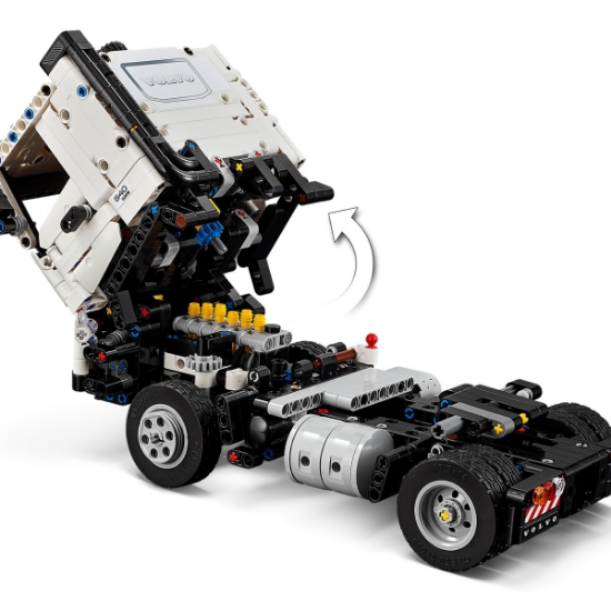 Imagine Lego Technic Camionul FMX și excavatorul electric EC230 de la Volvo 42175
