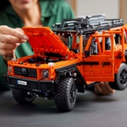 Imagine LEGO TECHNIC MERCEDES BENZ G 500 PROFESSIONAL LINE 42177 