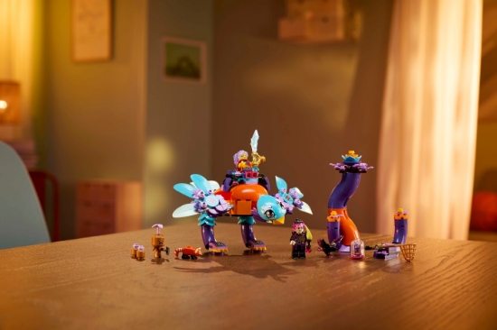 Imagine LEGO DREAMZzz Animalele din vis ale lui Izzie 71481