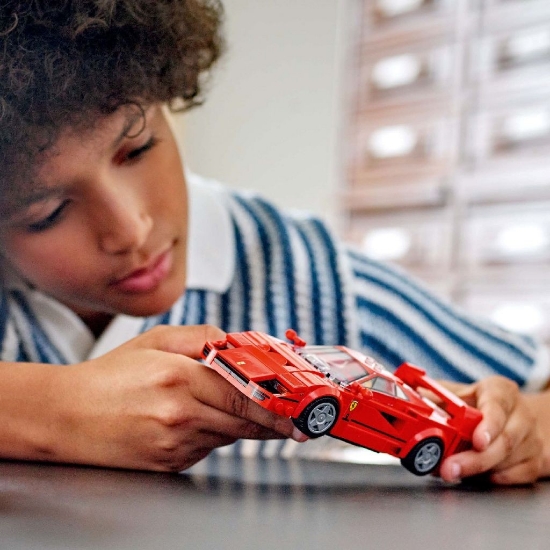 Imagine LEGO SPEED CHAMPIONS Supermașina Ferrari F40 76934