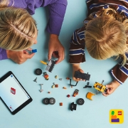 Imagine LEGO CITY INCARCATOR PE ROTI GALBEN PENTRU CONSTRUCTII 60450